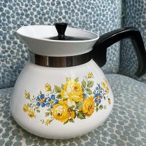 1971 Corningware 6-cup teapot  Rare pattern
